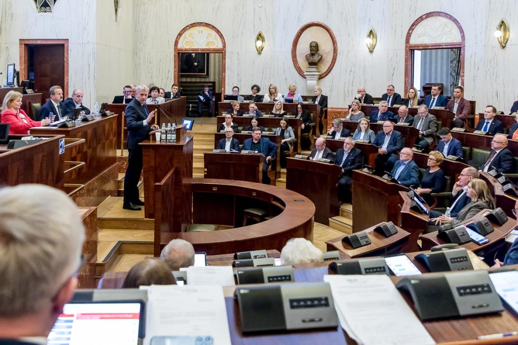 Radni podczas obrad. 