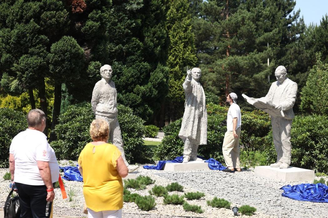  Zdjęcie do wiadomości: W hołdzie architektom ustrońskich piramid 