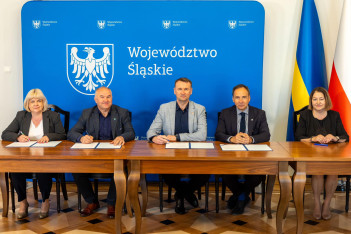  Podpisanie umowy. fot. Andrzej Grygiel / UMWS 