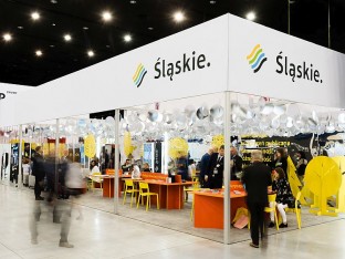 Stoisko Śląskiego na 10 jubileuszowej edycji Europejskiego Kongresu Gospodarczego w Katowicach