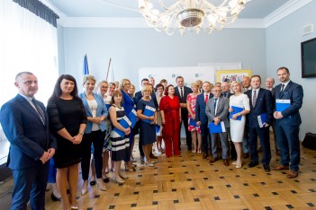 Wsparcie dla bezrobotnych