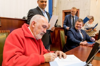 Bezpieczniej w górach i nad wodą
