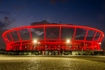 Stadion Śląski rozświetlił się dla osób niepełnosprawnych