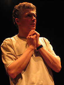  Andrzej Dopierała - nagrodzony został za autorską koncepcję założonego w 1997 roku teatru Bez Sceny 