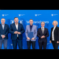  Wręczenie umów dla Lokalnych Grup Działania. fot. Tomasz Żak / UMWS 