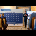  Wręczenie listów gratulacyjnych dla działania 07.02 Aktywna Integracja. fot. Tomasz Żak / UMWS 