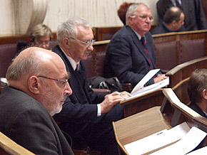  Radni Sejmiku Województwa Śląskiego (od lewej): Marek Trombski, Tadeusz Mazanek i Antoni Piechniczek 