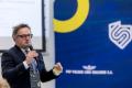 Uczestniczy podczas warsztatów 