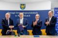 Uroczystość podpisania umowy. 