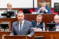 Radni podczas sesji na Sali Sejmu Śląskiego w Katowicach. 