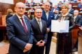 Przedstawiciele ROD odbieraja umoway podczas gali w Sali Sejmu Śląskiego. 