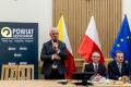 Wręczenie umów beneficjentom. 