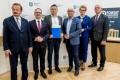 Wręczenie umów beneficjentom. 