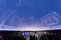 Sławosz Uznański-Wiśniewski zwiedza Planetarium w Chorzowie. 
