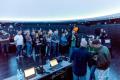 Studio radiowe wraz z publicznością w Planetarium Śląskim. 