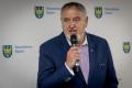 Przedstawiciele kół gospodyń wiejskich odbierają umowy. 