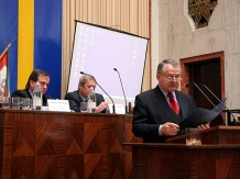  Podczas seminarium Członek Zarządu Województwa Śląskiego Marian Jarosz mówił o współpracy między samorządami terytorialnym i gospodarczym 
