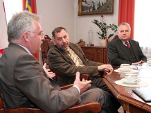  W spotkaniu uczestniczył Wicemarszałek Sergiusz Karpiński i członek Zarządu Marian Jarosz. 