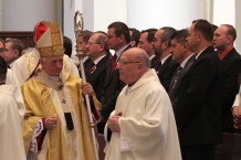  Mszę Świętą za Ojczyznę celebrował Metropolita Katowicki ks. abp Damian Zimoń 