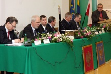  Referat prof Jacka Wodza &#8222;Społeczeństwo województwa śląskiego - jaką drogą ku spójności?&#8221; 