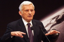  prof. Jerzy Buzek, poseł do Parlamentu Europejskiego 