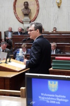  Marszałek Bogusław Śmigielski przedstawił sprawozdanie z wykonania budżetu za rok 2008 