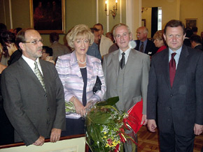  Od lewej: Adam Pastuch, senator RP Genowefa Grabowska, Jan Wójcik oraz Michał Czarski 