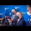 Podpisanie umowy na przebudowę Drogi Wojewódzkiej 929. fot. Tomasz Żak / UMWS 