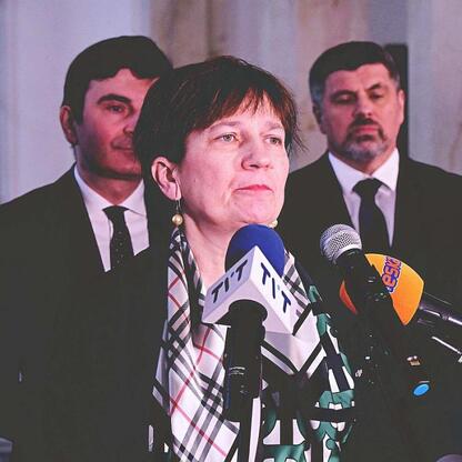 W trakcie sesji Sejmiku Województwa Śląskiego radni przyjęli uchwałę ws. poparcia dla akcji GTL, podkreślając znaczenie dla regionu. (wygenerowano przez AI)