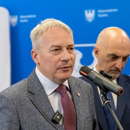 Wojciech Saługa, Marszałek Województwa Śląskiego, omawia projekt 