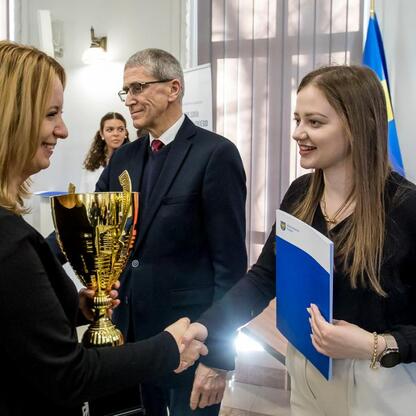 Wojewódzki Urząd Marszałkowski w Katowicach, uroczystość dla zwycięzców Pucharu Marszałka Województwa Śląskiego. (wygenerowano przez AI)