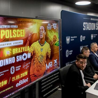 Konferencja prasowa przed meczem z Ronaldinho i legendami brazylijskiego futbolu, 21 czerwca 2025, Stadion Śląski, Chorzów. (wygenerowano przez AI)