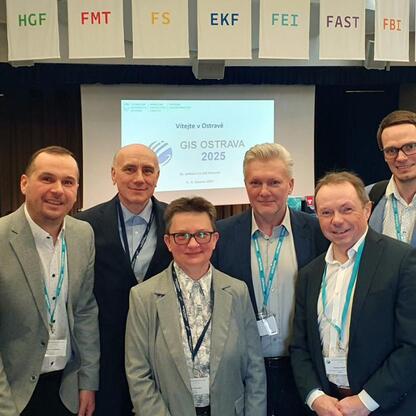 Delegacja z Województwa Śląskiego na GIS Ostrava 2025. (wygenerowano przez AI)