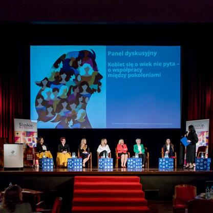 Panel dyskusyjny na konferencji 