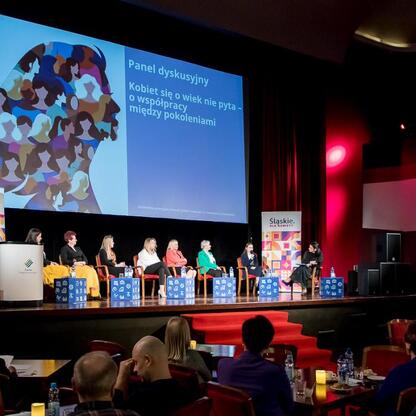 Panel dyskusyjny na konferencji 