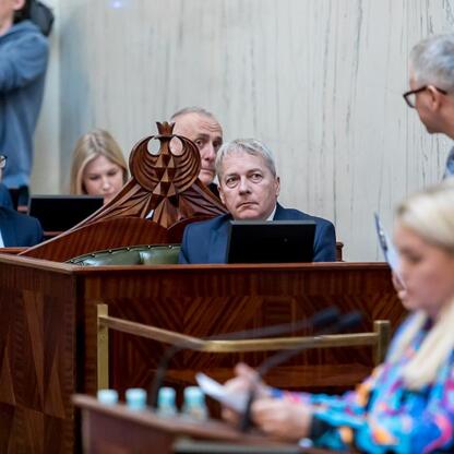 Wojewódzka sesja Sejmiku Śląskiego omawia audyt krajobrazowy i rozpatruje projekty funduszy dla osób niepełnosprawnych i turystyki. (wygenerowano przez AI)