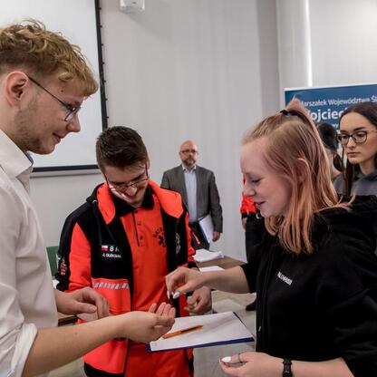 Silesian Voivodeship Youth Parliament's first aid knowledge contest final round. (wygenerowano przez AI)