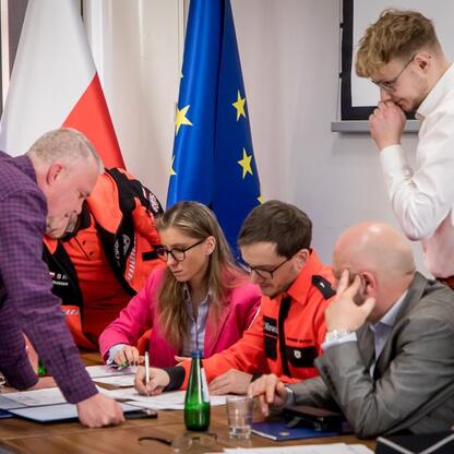 Sąsiedzi wiedzy o pierwszej pomocy na Śląsku (wygenerowano przez AI)
