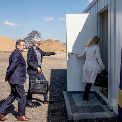 Zarząd Dróg Wojewódzkich w Katowicach inspektuje przebudowę DW 492 w Kłobucku. (wygenerowano przez AI)