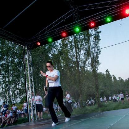 Park Śląski, Bieg dla Flagi 2025, scenografia patriotyczna, 5 km, atmosfera festiwalowa. (wygenerowano przez AI)