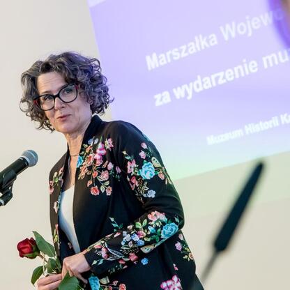 Wystąpienie na Święto muzealnictwa, wręczenie nagród Marszałka Województwa Śląskiego. (wygenerowano przez AI)