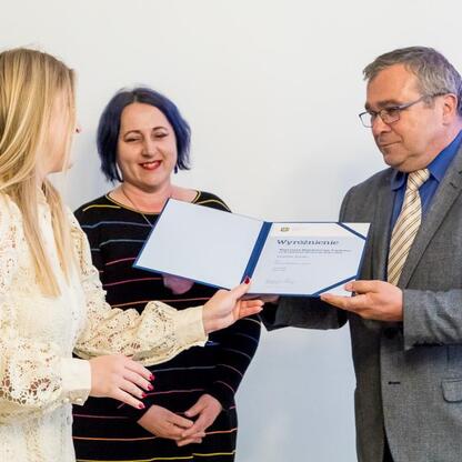 Wernisaż nagród za wydarzenia muzealne w Śląsku, wręczenie nagród Marszałka Województwa Śląskiego. (wygenerowano przez AI)