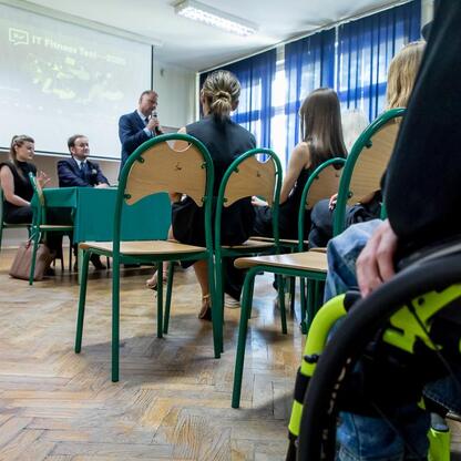 IT Fitness Test 2025: uczestnicy z województwa śląskiego oceniają swoje umiejętności cyfrowe. (wygenerowano przez AI)