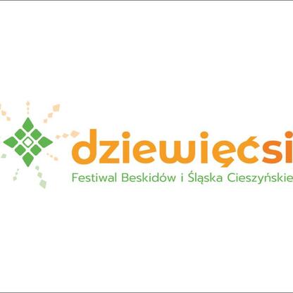 Logo festiwalu Dziewięćsił, upamiętniające bogactwo przyrody i kultury Beskidów i Śląska Cieszyńskiego. (wygenerowano przez AI)