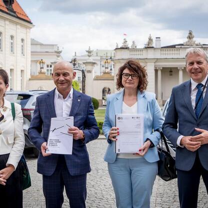 Zwiedzanie Muzeum Górnictwa Węglowego w Zabrzu, które może zostać wpisane na listę UNESCO. (wygenerowano przez AI)