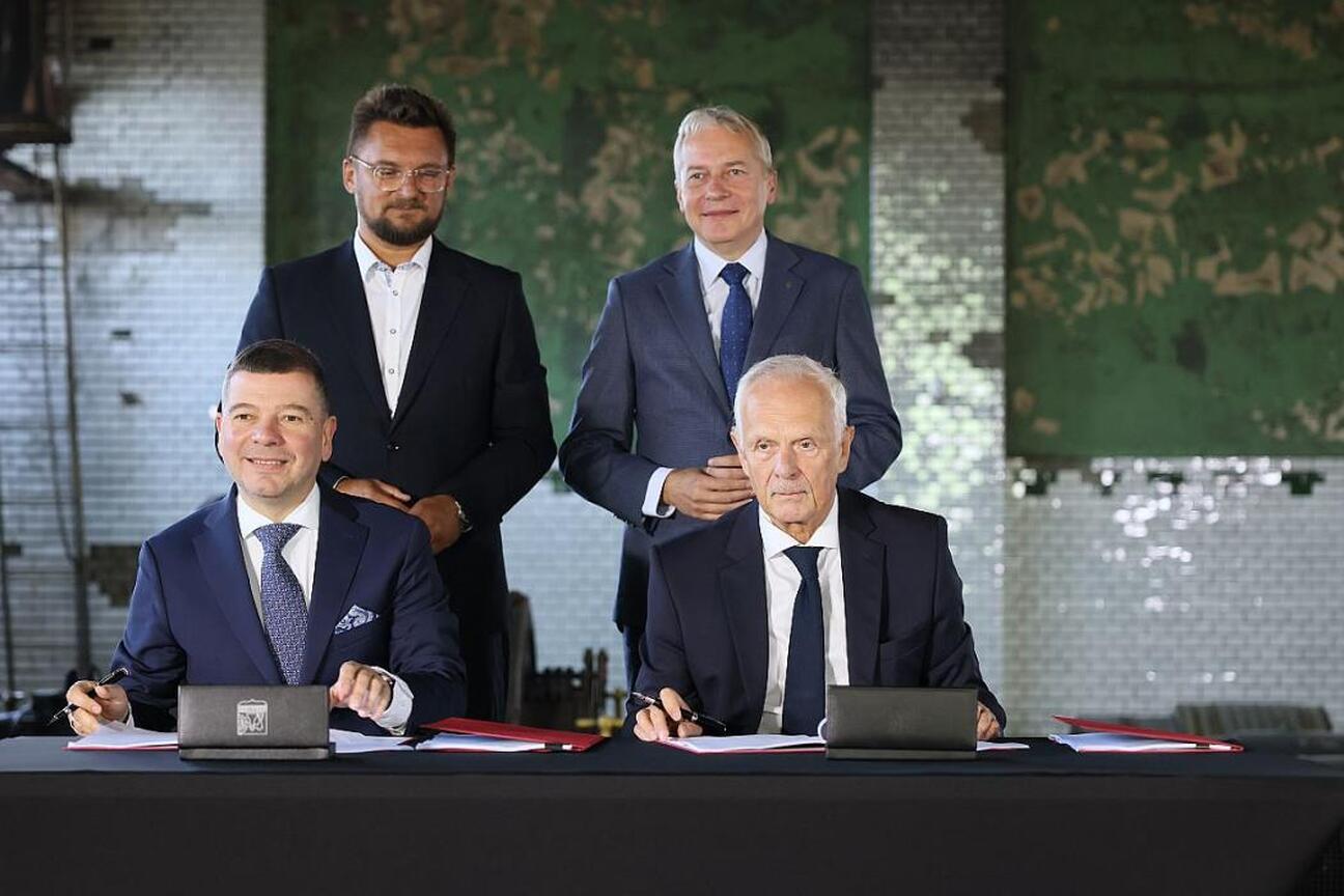Przemysłowe przestrzenie przekształcane w nowoczesny hub gamingowo-technologiczny. (wygenerowano przez AI)