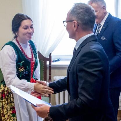 Wernisaż programu Owca Plus w Śląsku. Uroczystość wręczenia umów i nagród. (wygenerowano przez AI)
