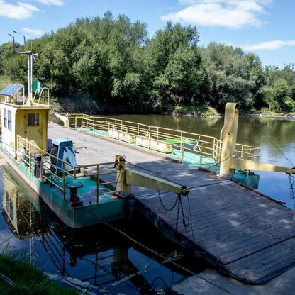 Ferry Crossing the Oder River in Racibórz, Connecting the Region Until the New Bridge is Built (wygenerowano przez AI)