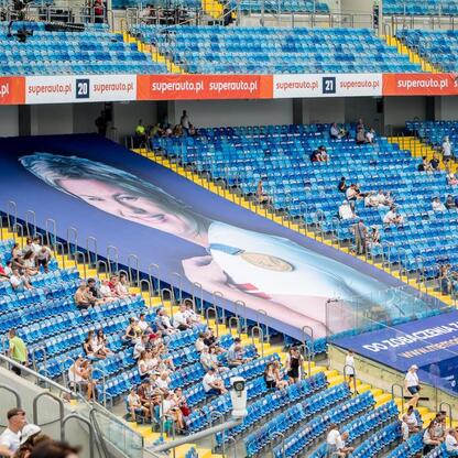 Zaproszenie do uroczystości nagradzającej najlepszych sportowców Województwa Śląskiego na Superauto.pl Stadion Śląskim. (wygenerowano przez AI)