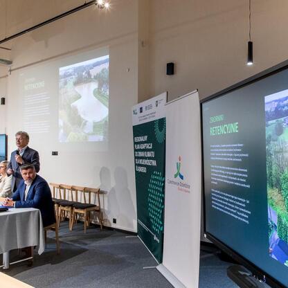 Regionalny Plan Adaptacji do zmian klimatu dla Województwa Śląskiego w Czechowicach-Dziedzicach. (wygenerowano przez AI)
